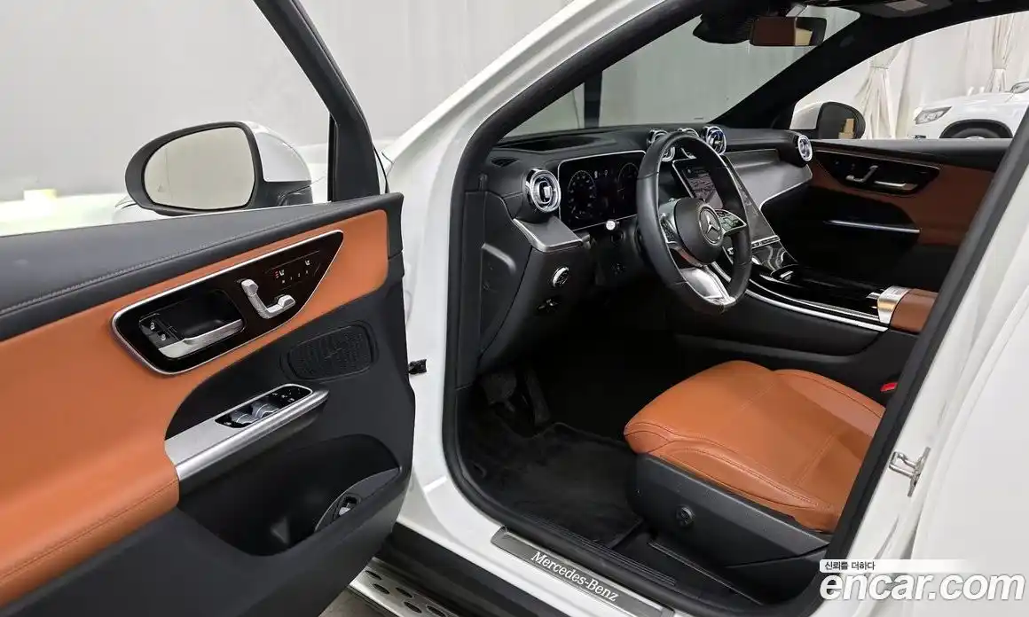 Mercedes-Benz GLC-Class 2023 2.0 Автомат в Москве № 542686, фото 10