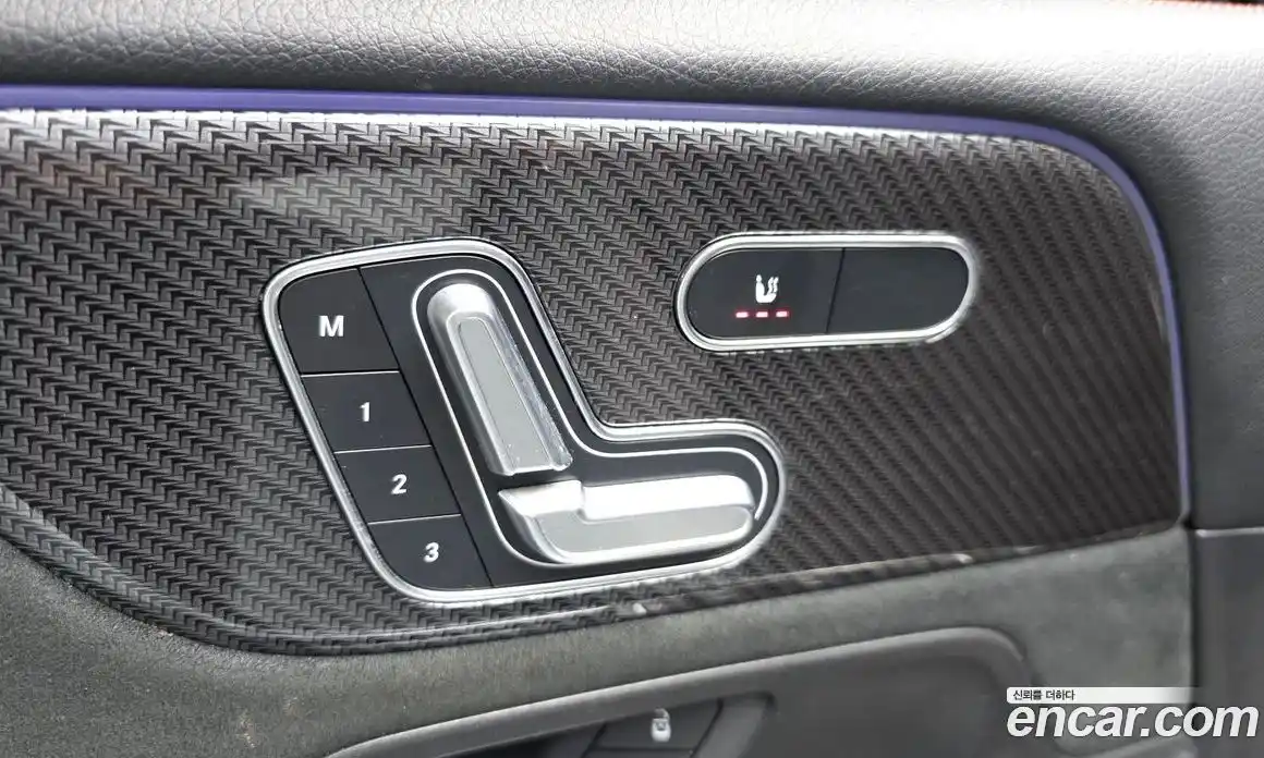 Mercedes-Benz GLB-Class 2021 2.0 Автомат в Москве № 542716, фото 17