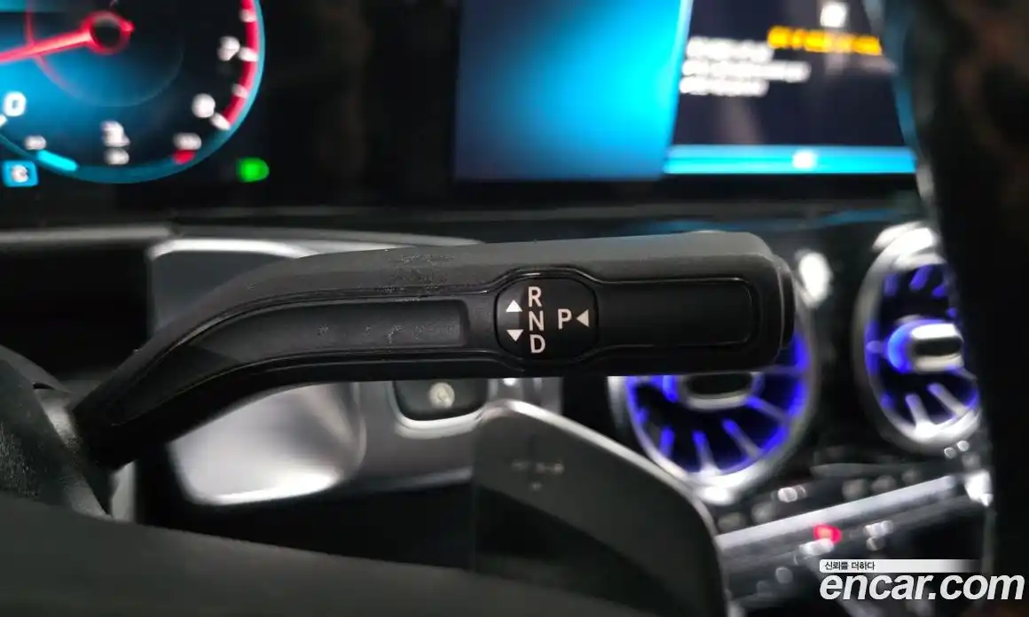 Mercedes-Benz GLB-Class 2021 2.0 Автомат в Москве № 542716, фото 8