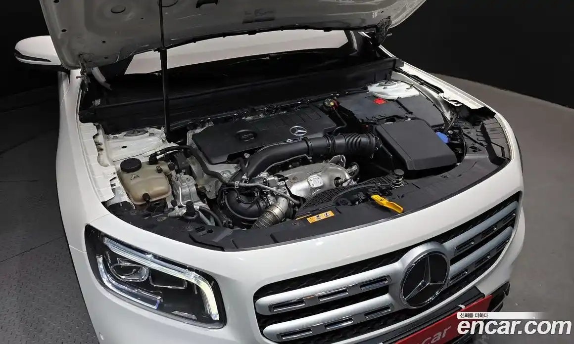 Mercedes-Benz GLB-Class 2021 2.0 Автомат в Москве № 543618, фото 6