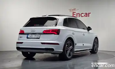 Audi SQ5 2020 3.0 Автомат в Москве № 543785, миниатюра 2