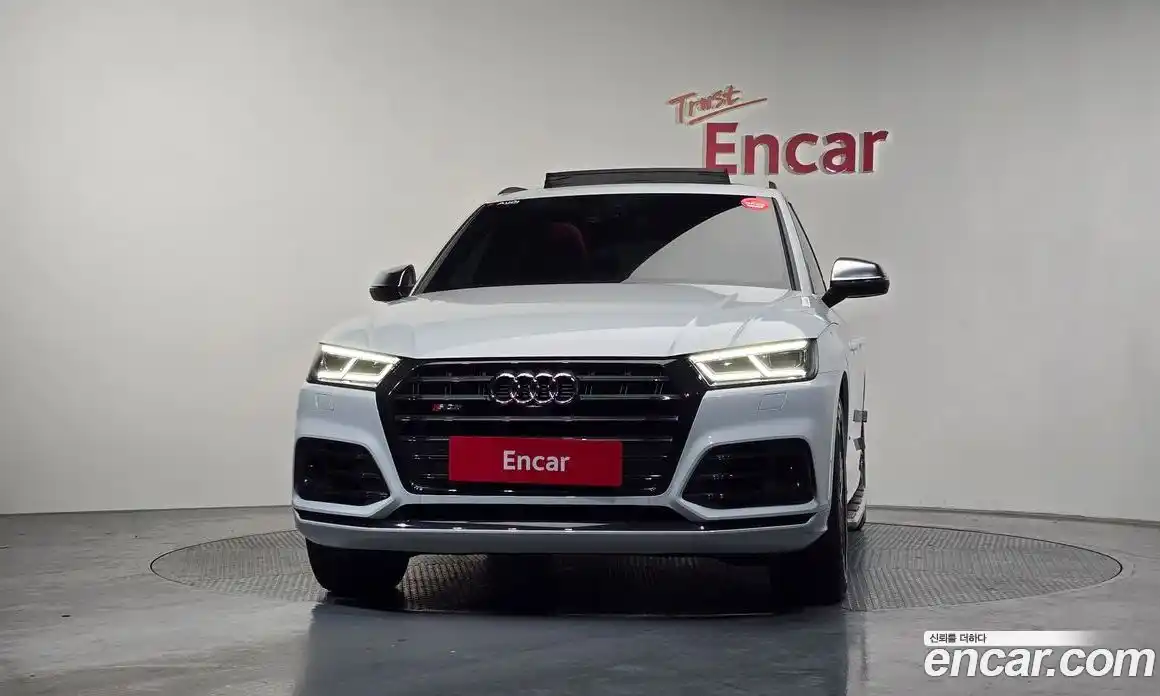 Audi SQ5 2020 3.0 Автомат в Москве № 543785, фото 3