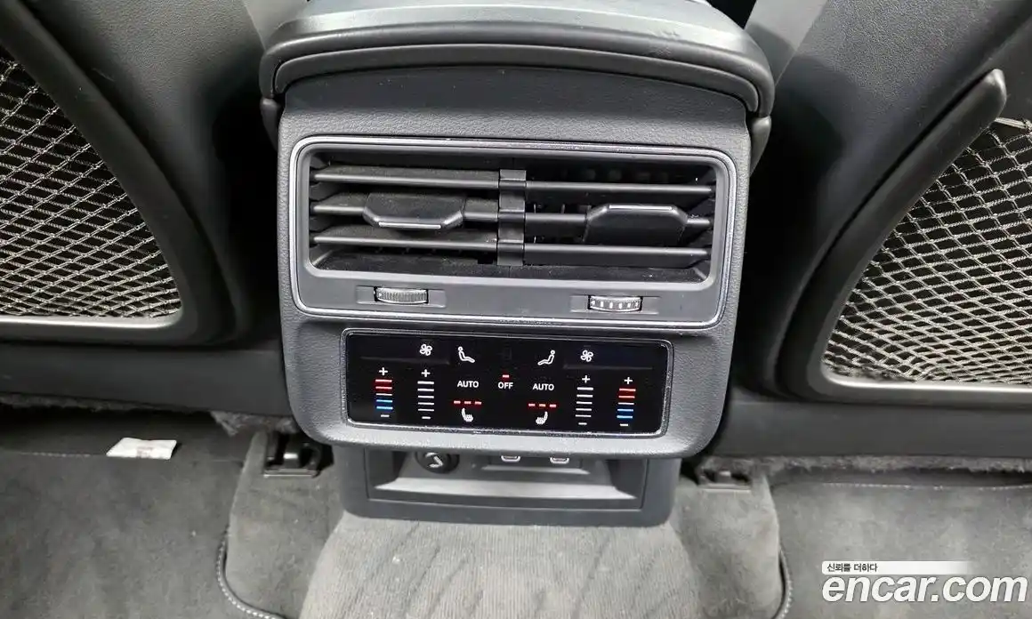 Audi Q7 2021 3.0 Автомат в Москве № 544338, фото 18