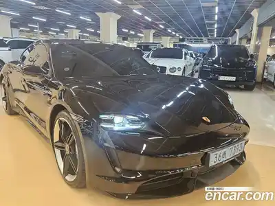 Porsche Taycan 2020 0.1 Автомат в Москве № 545947, миниатюра 2