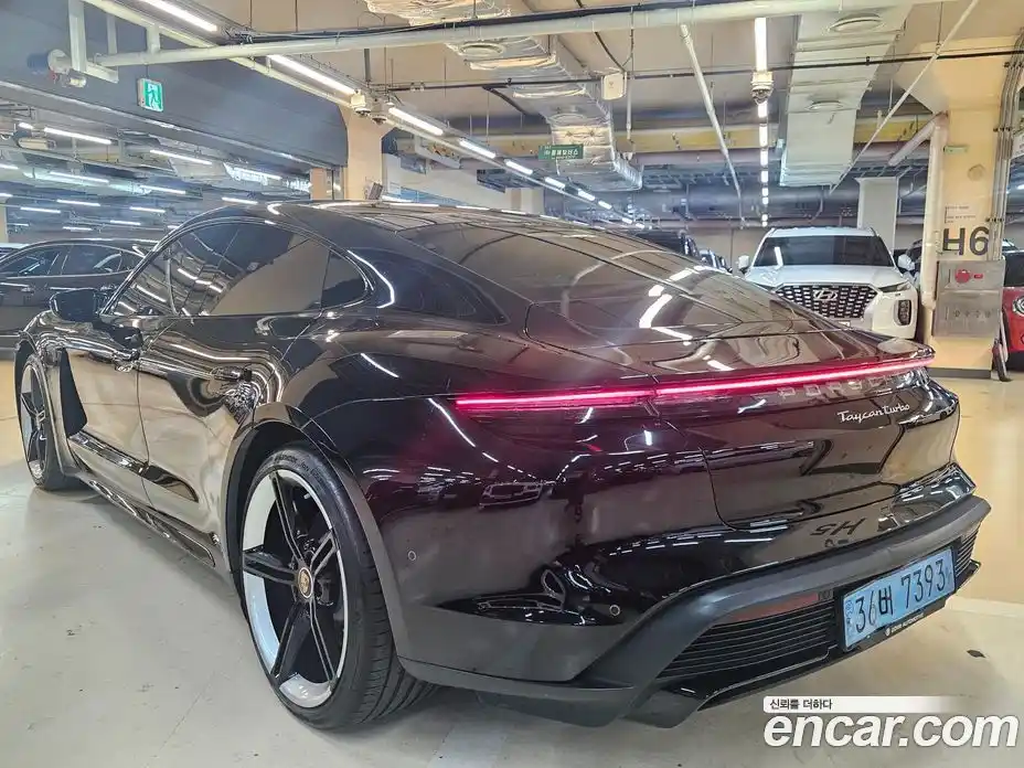 Porsche Taycan 2020 0.1 Автомат в Москве № 545947, фото 5