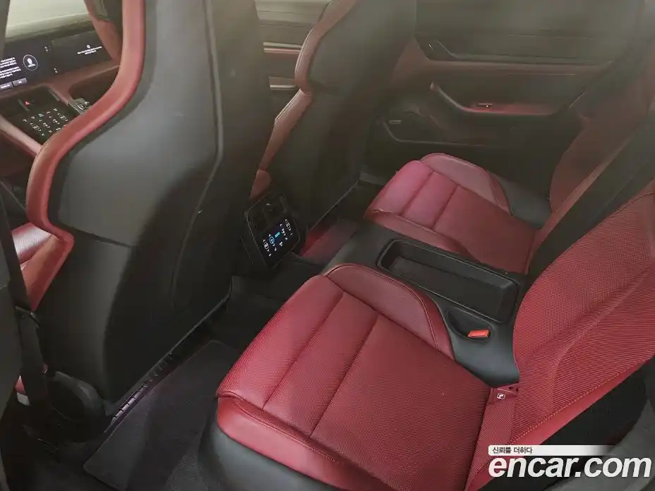 Porsche Taycan 2020 0.1 Автомат в Москве № 545947, фото 9