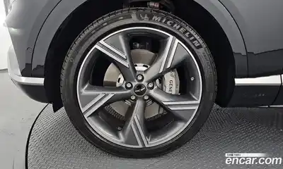 Genesis GV80 2024 2.5 Автомат в Москве № 581, миниатюра 2