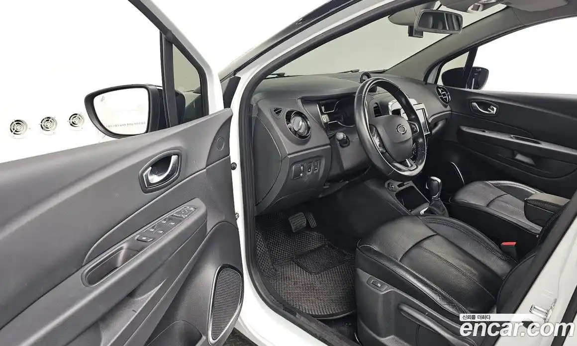 Renault QM3 2019 1.5 Автомат в Москве № 62583, фото 1