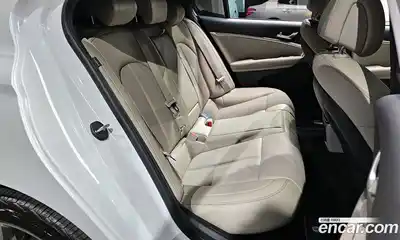 Genesis G70 2023 2.0 Автомат в Москве № 75329, миниатюра 2