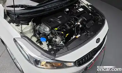 Kia K3 2017 1.6 Автомат в Москве № 8037, миниатюра 7