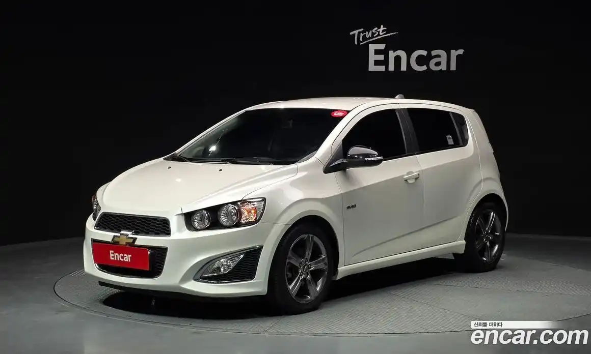 Chevrolet Aveo 2015 1.4 Автомат в Москве № 97994, фото 1