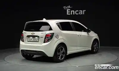 Chevrolet Aveo 2015 1.4 Автомат в Москве № 97994, миниатюра 2