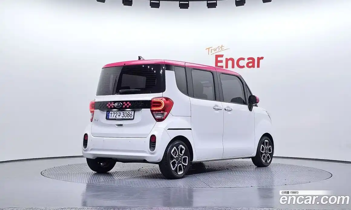 Kia Ray 2021 1.0 Автомат в Москве № 101402, фото 14