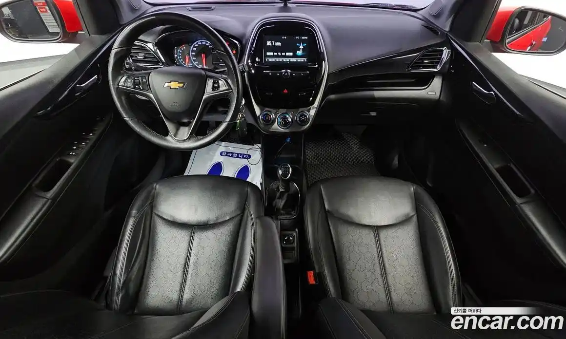 Chevrolet Spark 2016 1.0 Механическая в Москве № 104081, фото 13