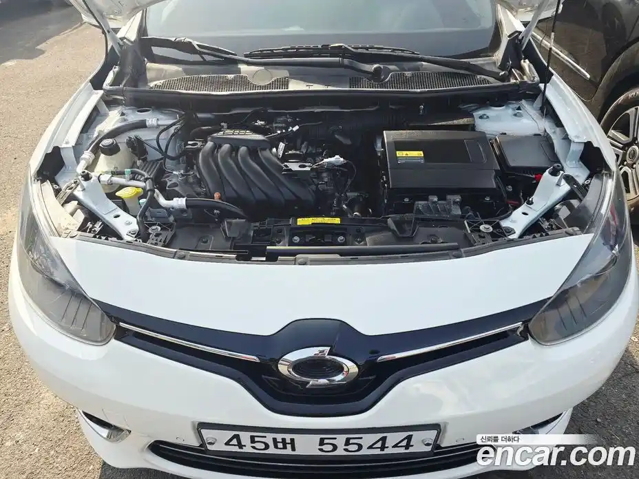 Renault SM3 2015 1.6 Автомат в Москве № 106605, фото 6