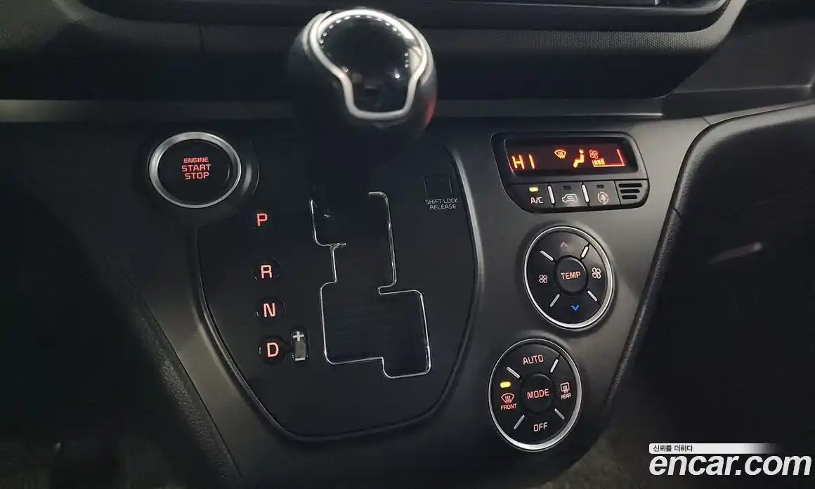 Kia Ray 2023 1.0 Автомат в Москве № 11140, фото 13