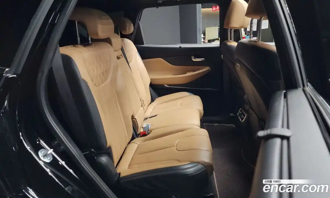 Hyundai Santa Fe 2023 2.5 Автомат в Москве № 112128, фото 14