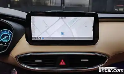 Hyundai Santa Fe 2023 2.5 Автомат в Москве № 112128, миниатюра 5