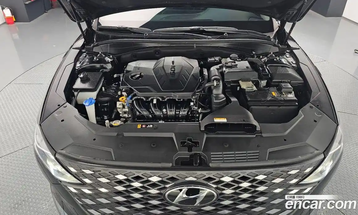 Hyundai Grandeur 2020 2.5 Автомат в Москве № 118040, фото 6