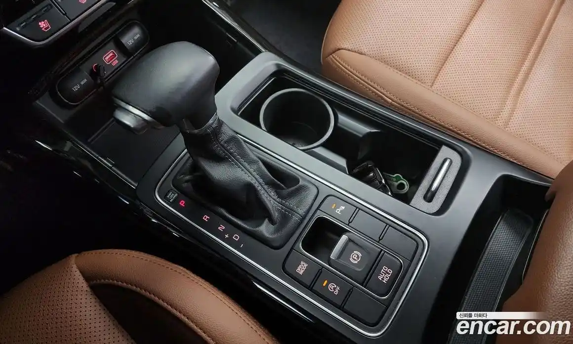 Kia Sorento 2019 2.0 Автомат в Москве № 122049, фото 17