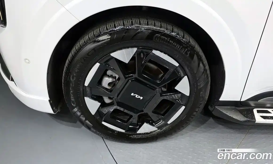 Kia Canival 2024 1.6 Автомат в Москве № 123842, фото 4