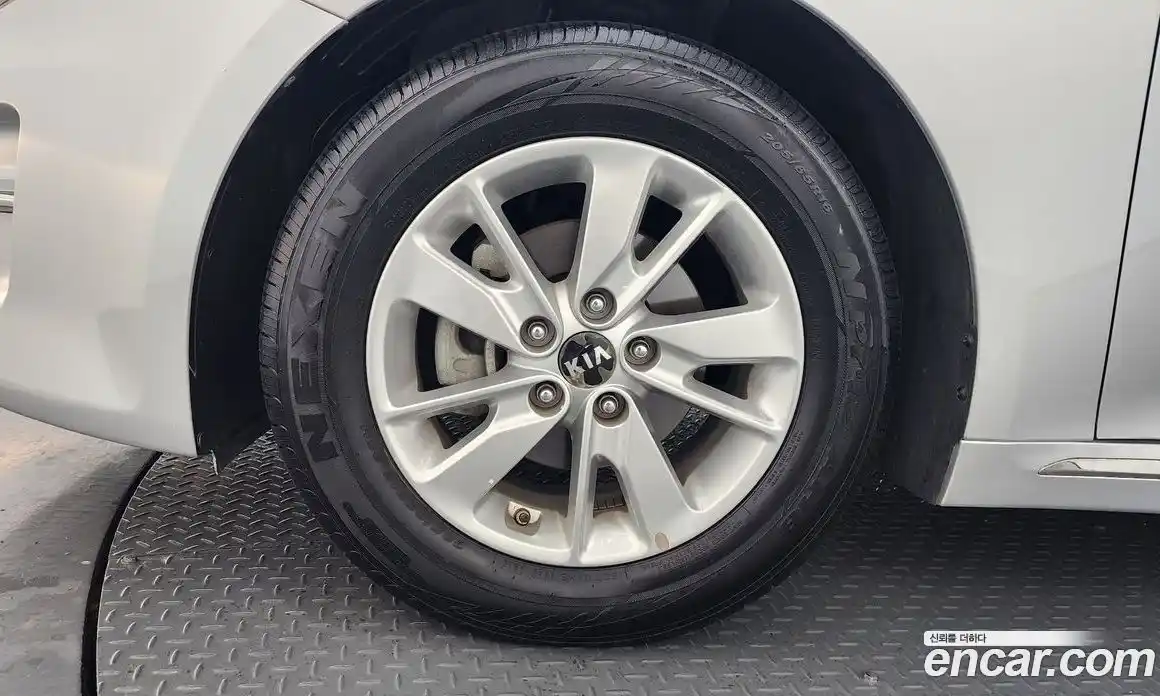 Kia K5 2016 2.0 Автомат в Москве № 123922, фото 19