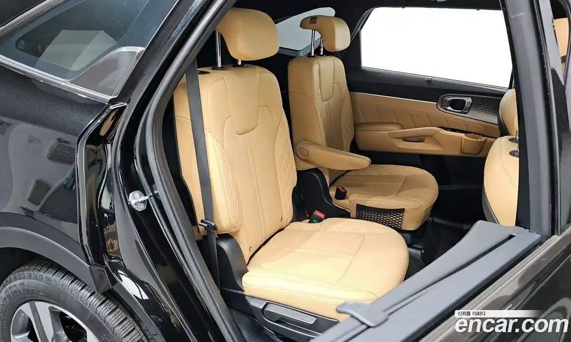 Kia Sorento 2022 1.6 Автомат в Москве № 124268, фото 5