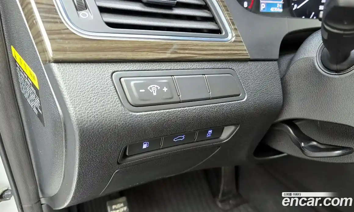 Hyundai Sonata 2015 2.0 Автомат в Москве № 126385, фото 18