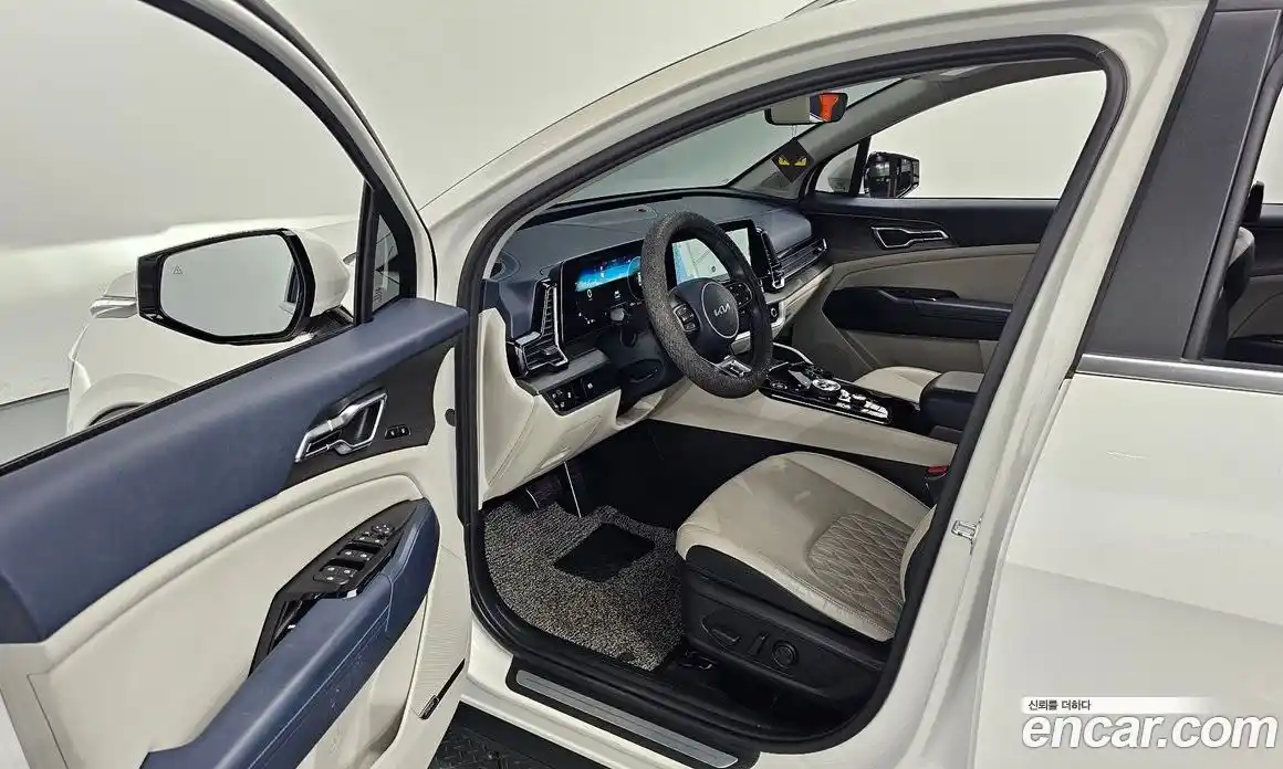 Kia Sportage 2022 1.6 Автомат в Москве № 133770, фото 1