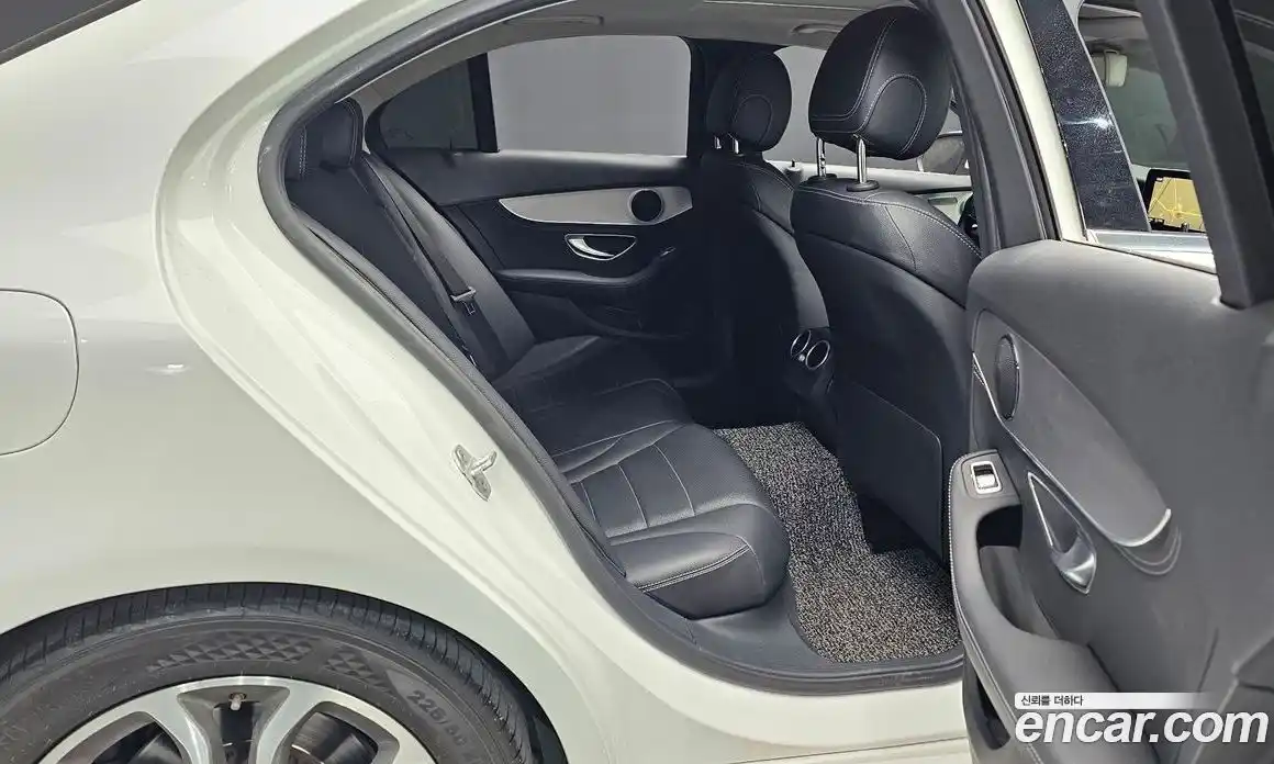 Mercedes-Benz C-Class 2016 2.1 Автомат в Москве № 137319, фото 14