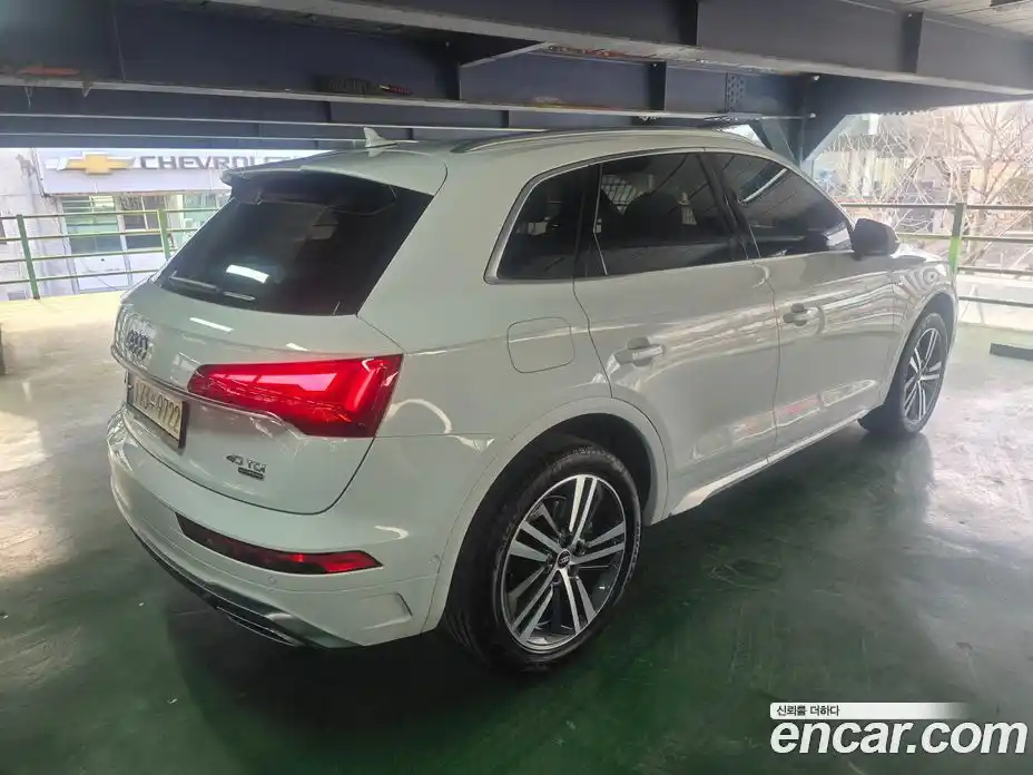 Audi Q5 2022 2.0 Автомат в Москве № 138047, фото 3