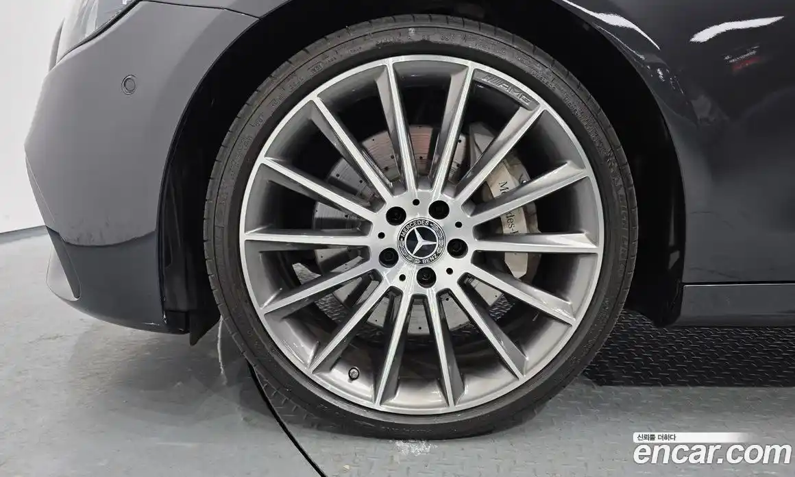 Mercedes-Benz E-Class 2021 2.0 Автомат в Москве № 138092, фото 5