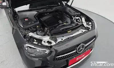 Mercedes-Benz E-Class 2021 2.0 Автомат в Москве № 138092, миниатюра 6