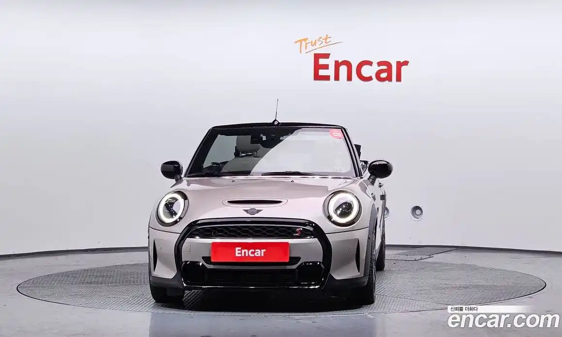 Mini Cooper Convertible 2023 2.0 Автомат в Москве № 138591, фото 20