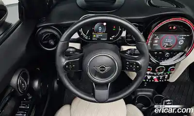 Mini Cooper Convertible 2023 2.0 Автомат в Москве № 138591, миниатюра 5