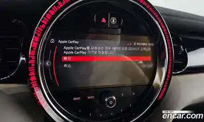 Mini Cooper Convertible 2023 2.0 Автомат в Москве № 138591, миниатюра 6