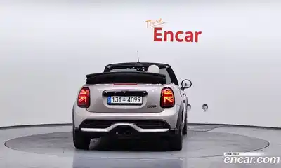 Mini Cooper Convertible 2023 2.0 Автомат в Москве № 138591, миниатюра 10