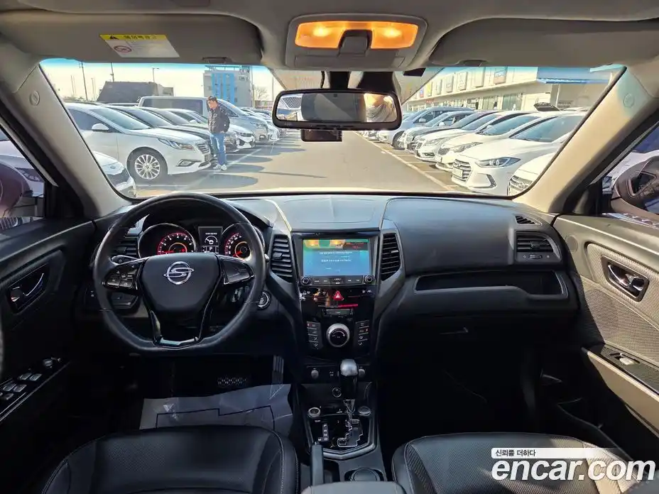 SsangYong TIBOLI 2017 1.6 Автомат в Москве № 147329, фото 12