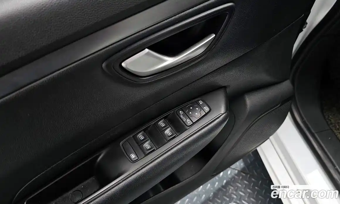 Renault SM6 2019 2.0 Автомат в Москве № 148568, фото 16