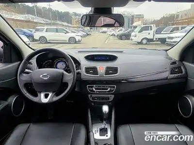 Renault SM3 2015 1.6 Автомат в Москве № 153091, миниатюра 7