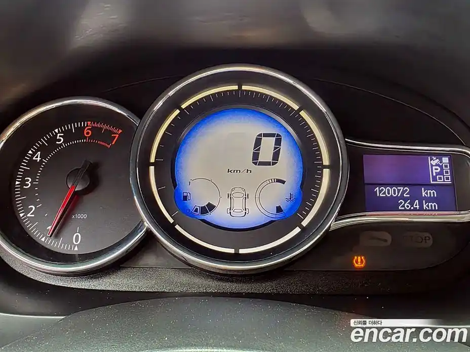 Renault SM3 2015 1.6 Автомат в Москве № 153091, фото 8