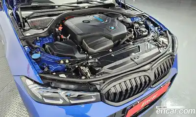 BMW 3-Series 2023 2.0 Автомат в Москве № 157018, миниатюра 2