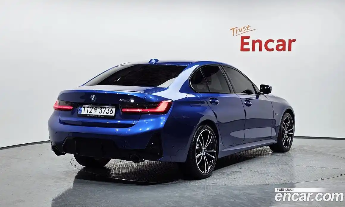 BMW 3-Series 2023 2.0 Автомат в Москве № 157018, фото 6