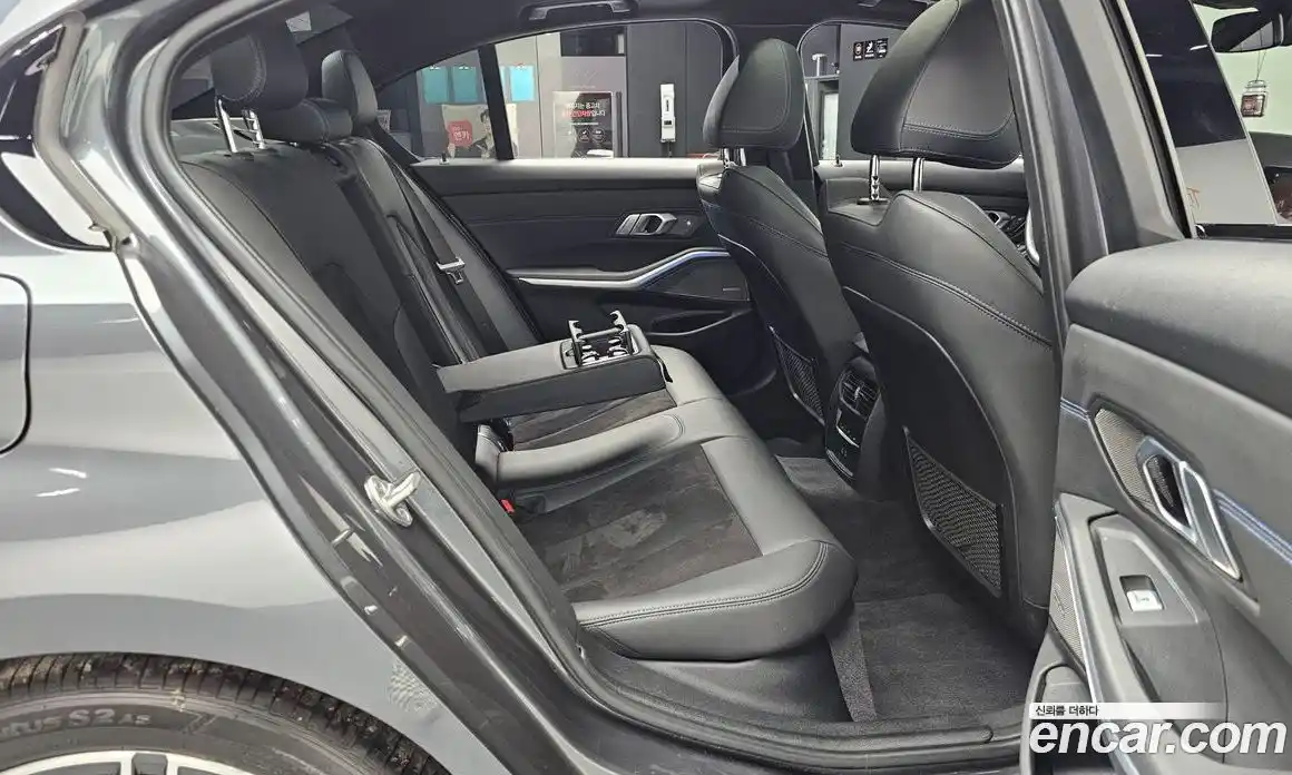 BMW 3-Series 2021 2.0 Автомат в Москве № 157725, фото 19