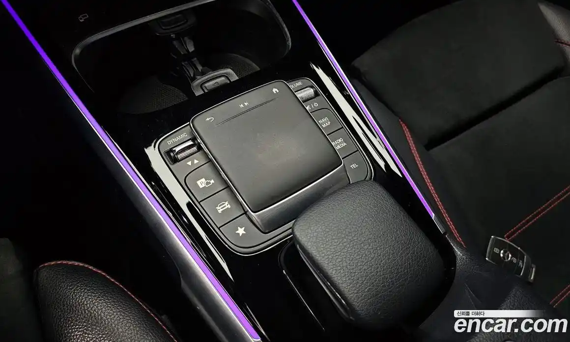 Mercedes-Benz GLB-Class 2021 2.0 Автомат в Москве № 159596, фото 4