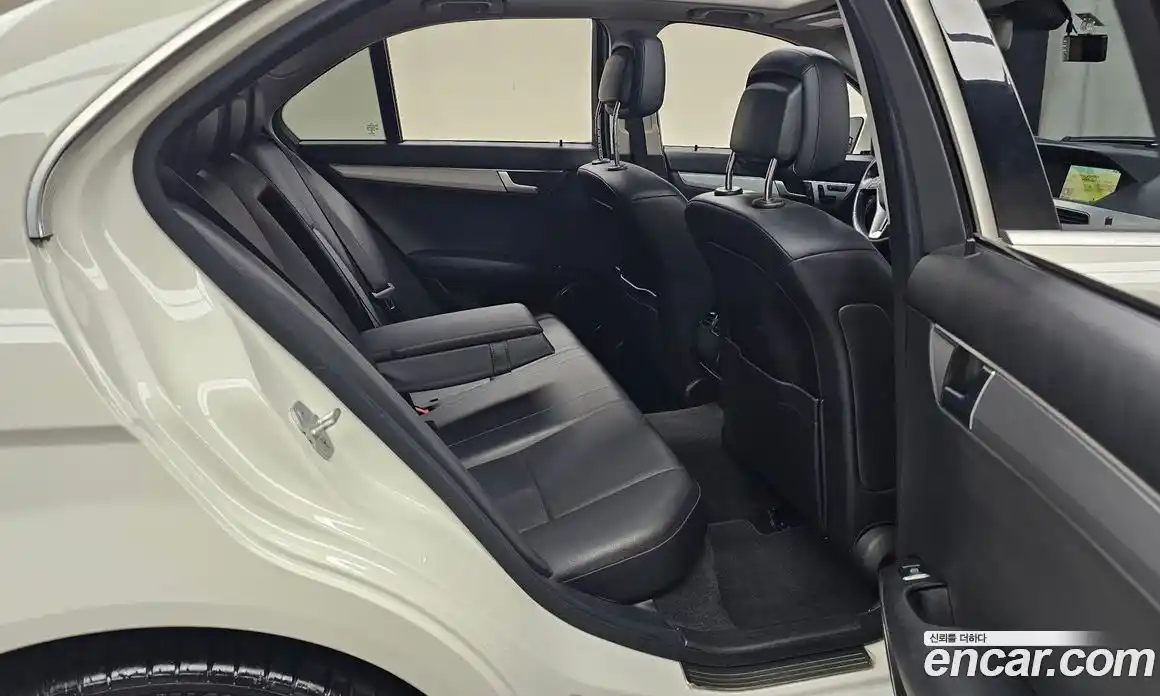 Mercedes-Benz C-Class 2012 1.8 Автомат в Москве № 160535, фото 5