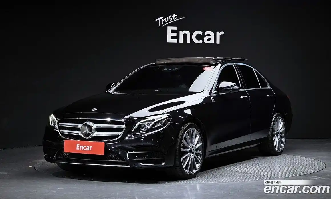 Mercedes-Benz E-Class 2019 2.0 Автомат в Москве № 161139, фото 3