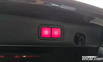 Mercedes-Benz E-Class 2019 2.0 Автомат в Москве № 161139, миниатюра 7