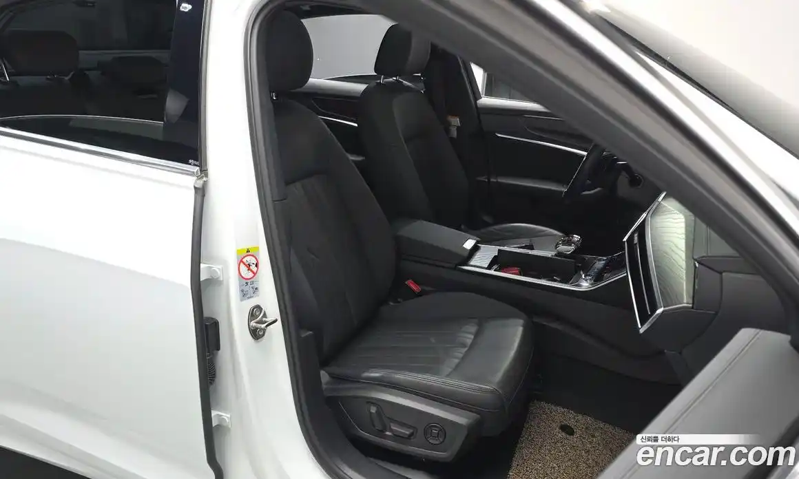 Audi A6 2021 2.0 Автомат в Москве № 162924, фото 8