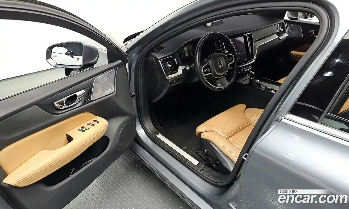 Volvo S60 2020 2.0 Автомат в Москве № 164538, фото 11